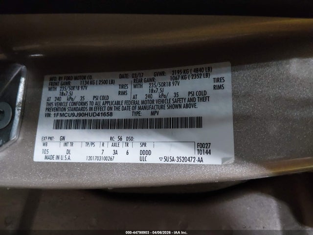 1FMCU9J90HUD41658 Ford Escape Titanium