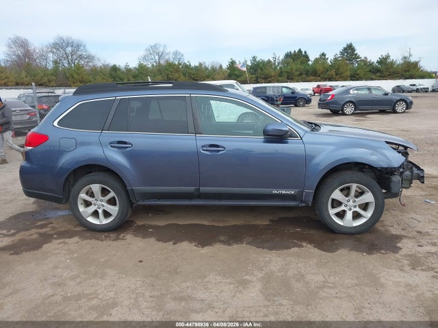 44798936 :رقم المزاد ، 4S4BRCCC2E3233594 vin ، 2014 Subaru Outback 2.5i Premium مزاد بيع