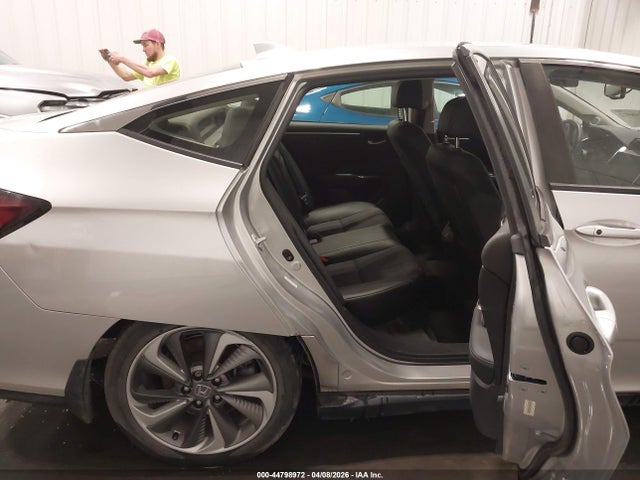 Продажа на аукционе авто 2018 Honda Clarity Plug-in Hybrid, vin: JHMZC5F16JC014320, номер лота: 44798972