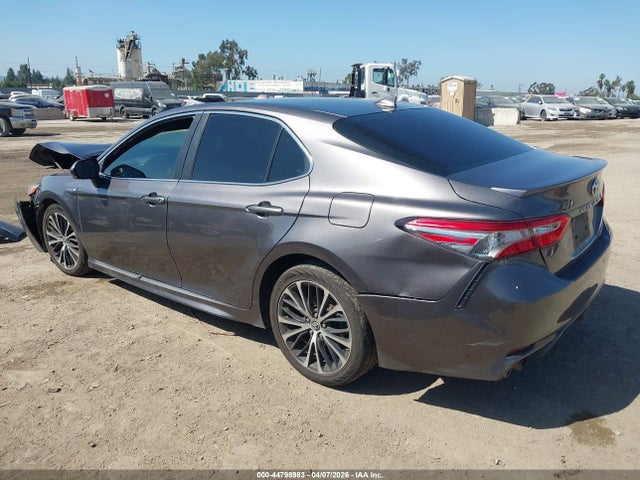 2019 TOYOTA CAMRY HYBRID 4T1B21HK8KU511946 Photo 2