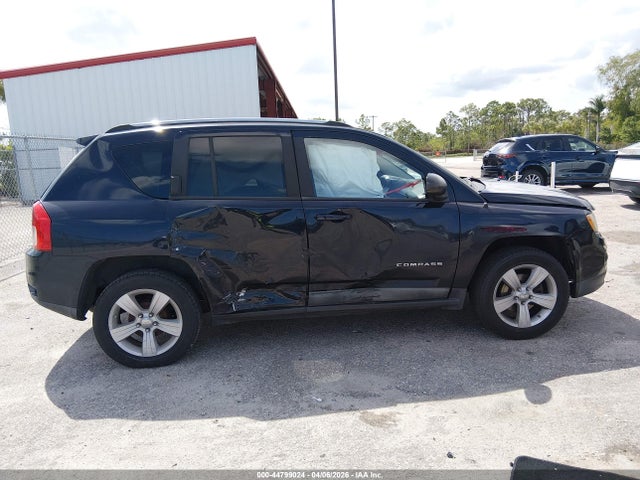 2011 Jeep Compass მანქანა იყიდება აუქციონზე, vin: 1J4NT1FB0BD137750, აუქციონის ნომერი: 44799024