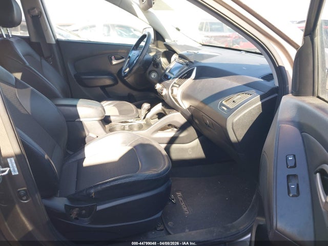 Продажа на аукционе авто 2011 Hyundai Tucson Gls, vin: KM8JUCAC6BU185570, номер лота: 44799048
