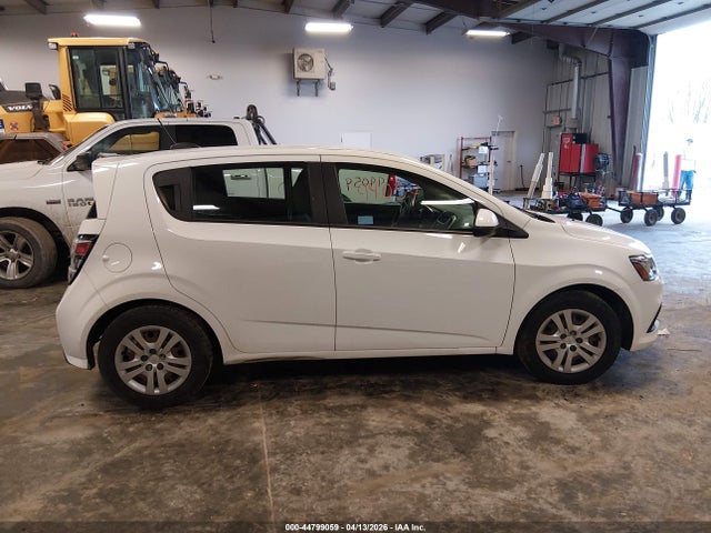 44799059 :رقم المزاد ، 1G1JG6SB1K4142380 vin ، 2019 Chevrolet Sonic Lt Auto مزاد بيع