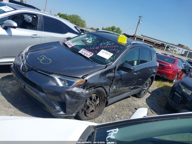 2017 TOYOTA RAV4 JTMZFREV6HJ107865 Photo 1
