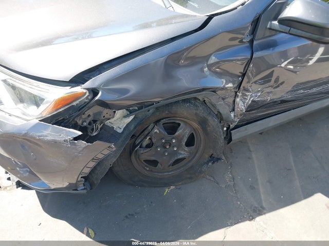 2017 TOYOTA RAV4 JTMZFREV6HJ107865 Photo 5