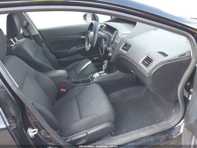 44799084 :رقم المزاد ، 19XFB2F72FE264387 vin ، 2015 Honda Civic Se مزاد بيع