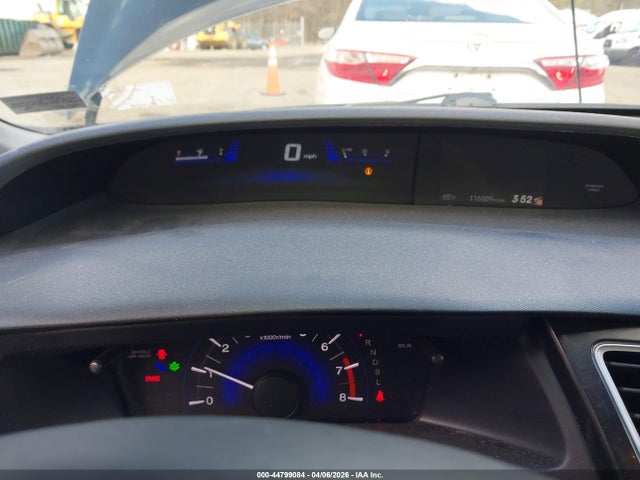 44799084 :رقم المزاد ، 19XFB2F72FE264387 vin ، 2015 Honda Civic Se مزاد بيع