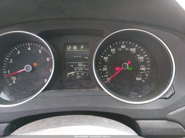 44799094 :رقم المزاد ، 3VWD17AJ2FM239986 vin ، 2015 Volkswagen Jetta 1.8t Se مزاد بيع