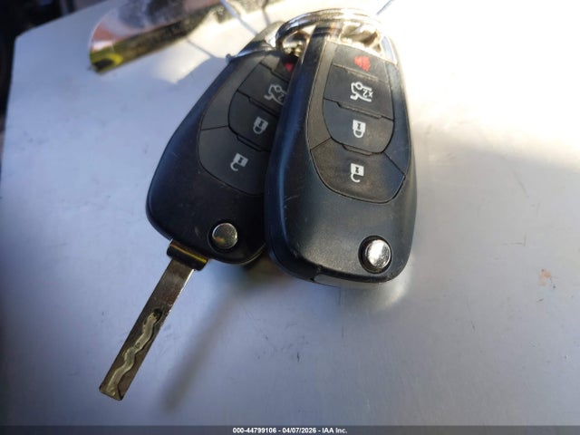 1G1BC5SM0J7137776 Chevrolet Cruze Ls Auto