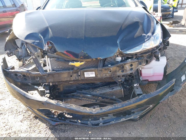 1G1BC5SM0J7137776 Chevrolet Cruze Ls Auto