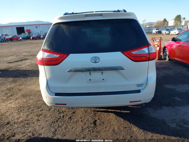 5TDDK3DCXFS126289 Toyota Sienna Limited Premium 7 Passenger