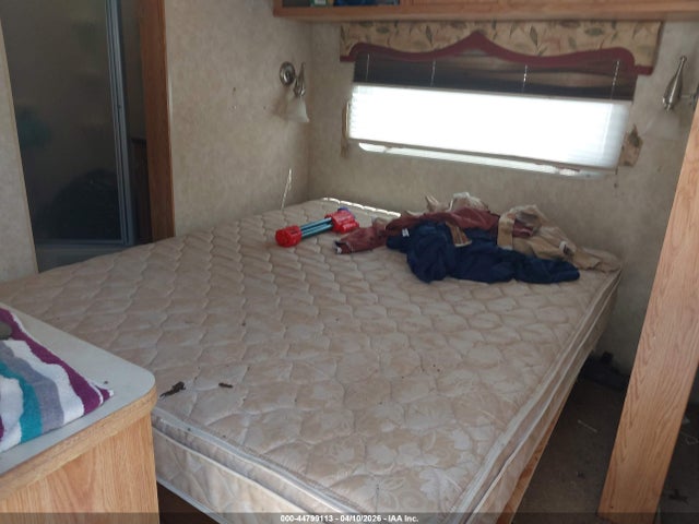 44799113 :رقم المزاد ، 1KB1B1P216E164466 vin ، 2006 Holiday Rambler Rambler مزاد بيع