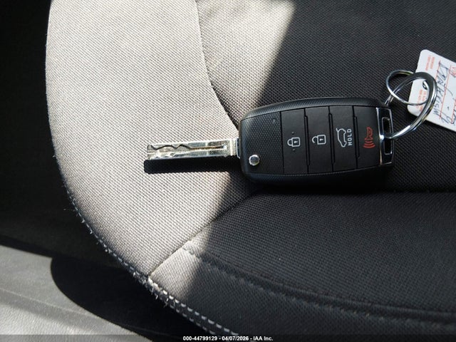 Auction sale of the 2016 Kia Soul, vin: KNDJN2A28G7276171, lot number: 44799129