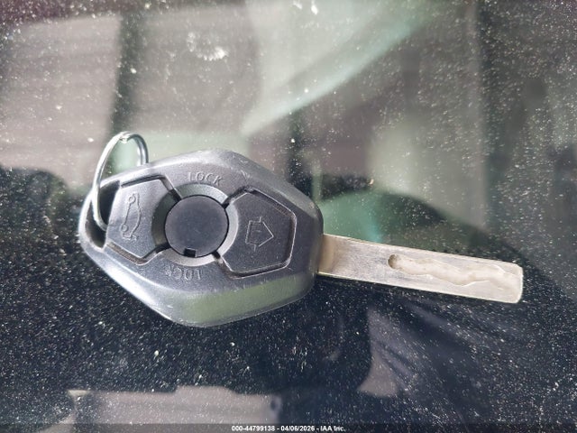 44799138 :رقم المزاد ، WBAAV53431FJ69023 vin ، 2001 Bmw 330i مزاد بيع
