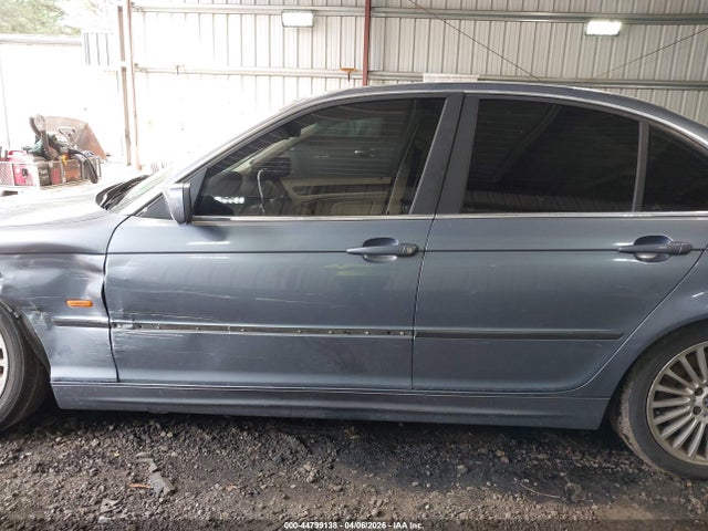 44799138 :رقم المزاد ، WBAAV53431FJ69023 vin ، 2001 Bmw 330i مزاد بيع
