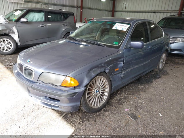 44799138 :رقم المزاد ، WBAAV53431FJ69023 vin ، 2001 Bmw 330i مزاد بيع