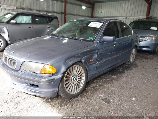 44799138 :رقم المزاد ، WBAAV53431FJ69023 vin ، 2001 Bmw 330i مزاد بيع