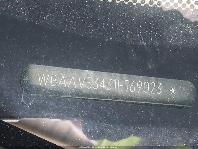44799138 :رقم المزاد ، WBAAV53431FJ69023 vin ، 2001 Bmw 330i مزاد بيع