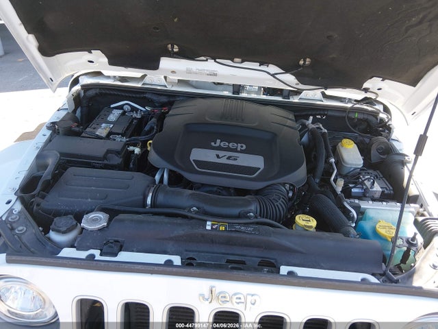 2017 Jeep Wrangler Unlimited Sahara 4x4 მანქანა იყიდება აუქციონზე, vin: 1C4BJWEG6HL590231, აუქციონის ნომერი: 44799147