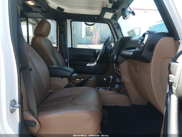 2017 Jeep Wrangler Unlimited Sahara 4x4 მანქანა იყიდება აუქციონზე, vin: 1C4BJWEG6HL590231, აუქციონის ნომერი: 44799147
