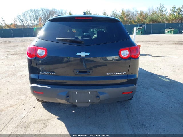 44799180 :رقم المزاد ، 1GNEV23DX9S176452 vin ، 2009 Chevrolet Traverse Lt مزاد بيع