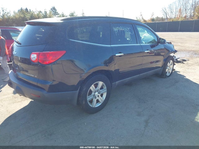 44799180 :رقم المزاد ، 1GNEV23DX9S176452 vin ، 2009 Chevrolet Traverse Lt مزاد بيع
