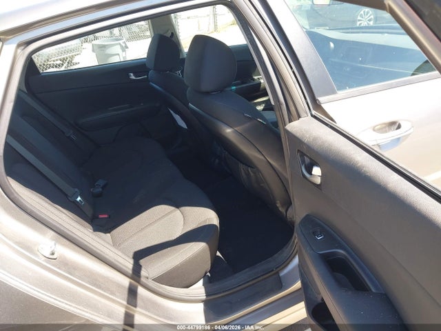 5XXGT4L31GG061224 KIA Optima Lx
