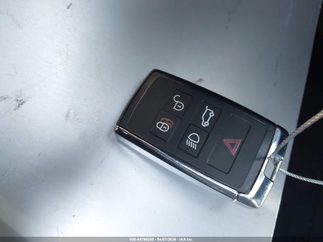 SALYT2EX7NA331079 Land Rover Range Rover Velar P250 R-dynamic S