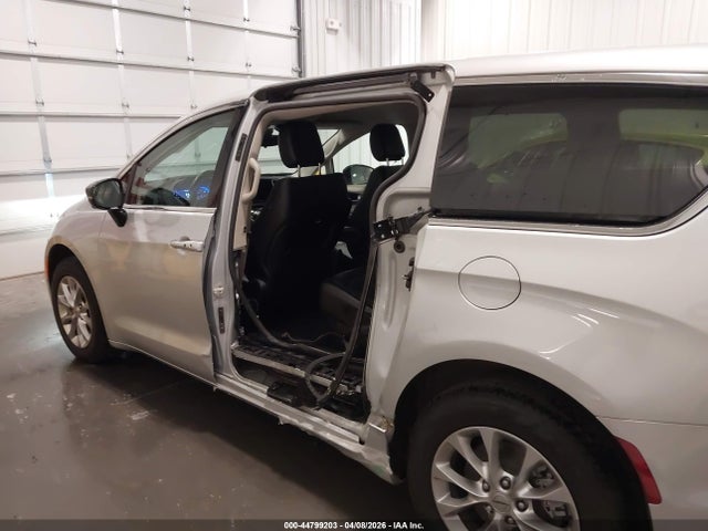 Aukcja sprzedaży 2024 Chrysler Pacifica Touring L Awd, vin: 2C4RC3BG0RR164703, numer aukcji: 44799203