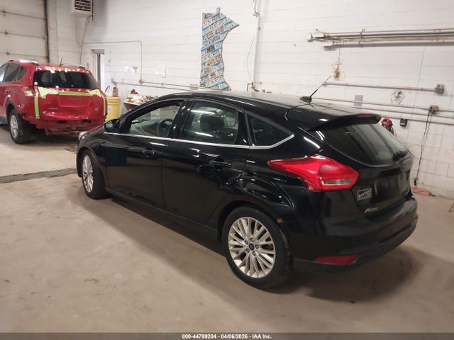 2017 FORD FOCUS 1FADP3N21HL295943 Photo 2