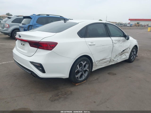 KIA Forte Lxs 2020 3KPF24AD4LE185016 Image 4