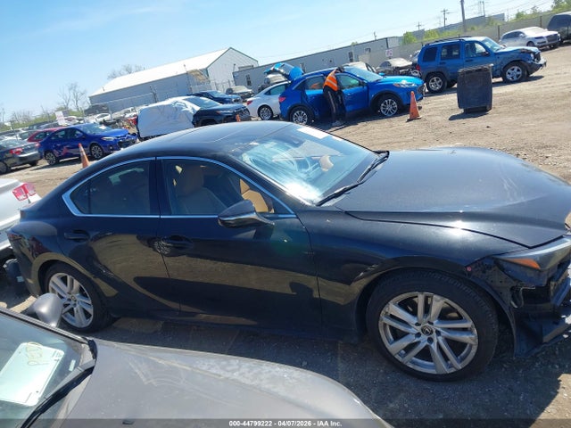 44799222 :رقم المزاد ، JTHC81F25M5045575 vin ، 2021 Lexus Is 300 مزاد بيع