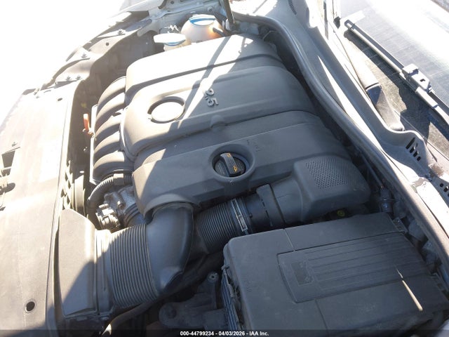 44799234 :رقم المزاد ، 3VWPX7AJ8BM606153 vin ، 2011 Volkswagen Jetta Sportwagen 2.5l S/2.5l Se مزاد بيع