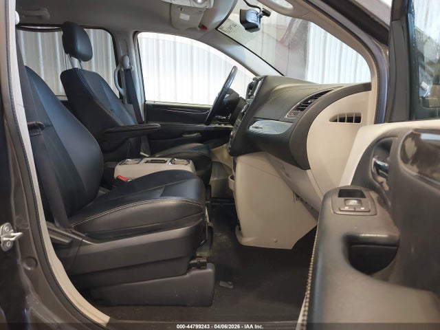 2C4RC1BG4GR118521 Chrysler Town &amp; Country Touring