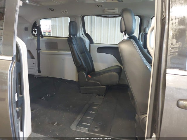 2C4RC1BG4GR118521 Chrysler Town &amp; Country Touring