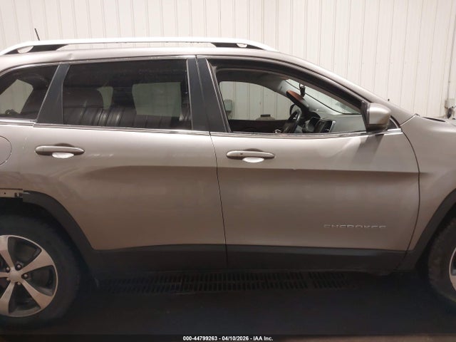 2019 Jeep Cherokee Limited 4x4 მანქანა იყიდება აუქციონზე, vin: 1C4PJMDN9KD164030, აუქციონის ნომერი: 44799263