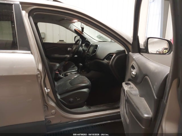 2019 Jeep Cherokee Limited 4x4 მანქანა იყიდება აუქციონზე, vin: 1C4PJMDN9KD164030, აუქციონის ნომერი: 44799263