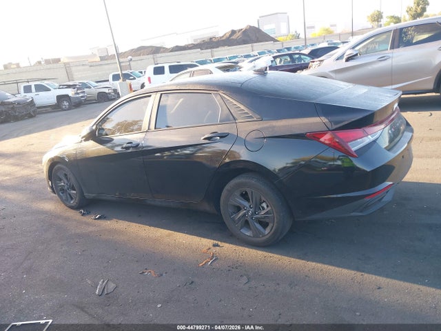 KMHLM4AGXPU602066 Hyundai ELANTRA SEL
