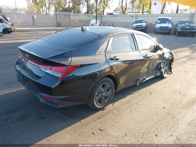 KMHLM4AGXPU602066 Hyundai ELANTRA SEL