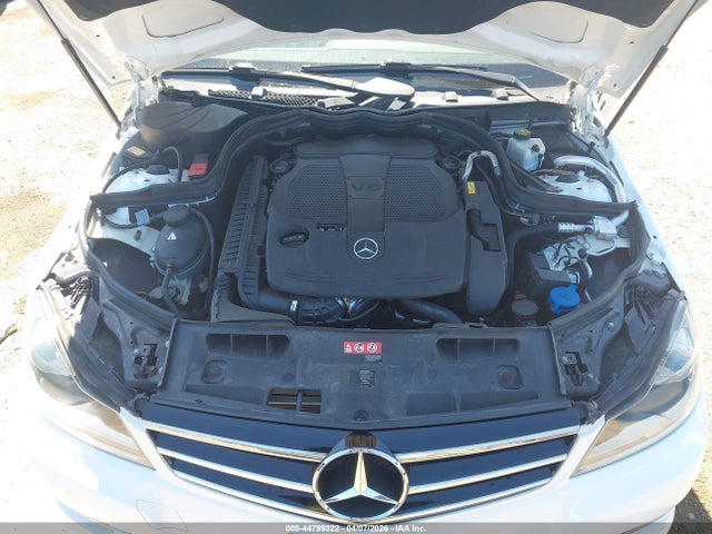 Продаж на аукціоні авто 2014 Mercedes-benz C 300 Sport 4matic, vin: WDDGF8AB0EA950152, номер лоту: 44799322