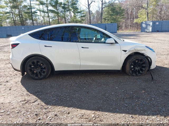 2023 Tesla Model Y Awd/long Range Dual Motor All-wheel Drive მანქანა იყიდება აუქციონზე, vin: 7SAYGAEE6PF804780, აუქციონის ნომერი: 44799324