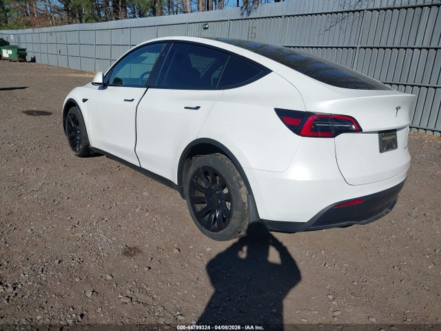 2023 Tesla Model Y Awd/long Range Dual Motor All-wheel Drive მანქანა იყიდება აუქციონზე, vin: 7SAYGAEE6PF804780, აუქციონის ნომერი: 44799324