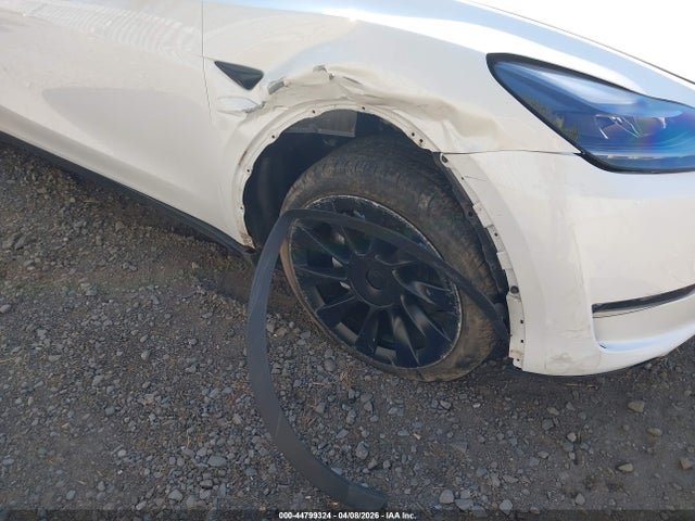 2023 Tesla Model Y Awd/long Range Dual Motor All-wheel Drive მანქანა იყიდება აუქციონზე, vin: 7SAYGAEE6PF804780, აუქციონის ნომერი: 44799324