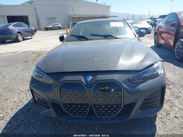 44799371 :رقم المزاد ، WBY73AW08PFP01099 vin ، 2023 Bmw I4 Edrive40 مزاد بيع