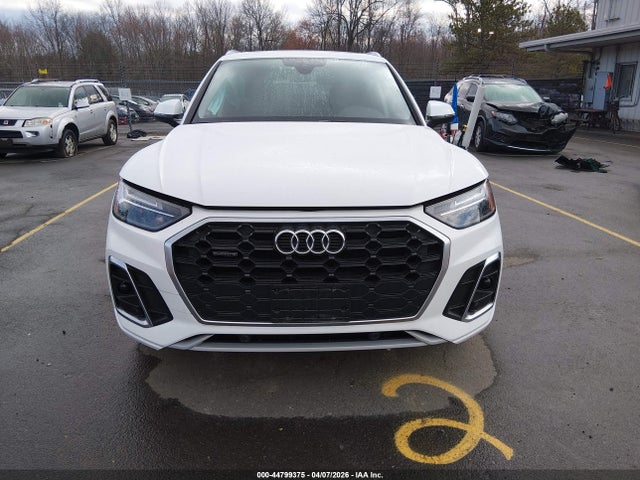 2022 Audi Q5 Premium 45 Tfsi S Line Quattro S Tronic მანქანა იყიდება აუქციონზე, vin: WA1GAAFY2N2098100, აუქციონის ნომერი: 44799375