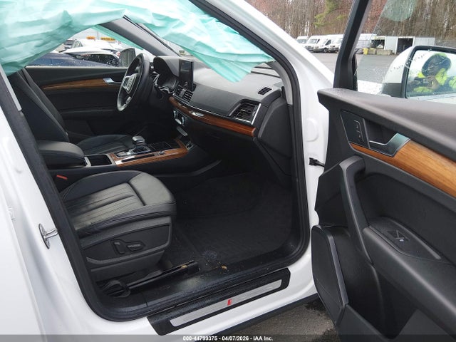 2022 Audi Q5 Premium 45 Tfsi S Line Quattro S Tronic მანქანა იყიდება აუქციონზე, vin: WA1GAAFY2N2098100, აუქციონის ნომერი: 44799375