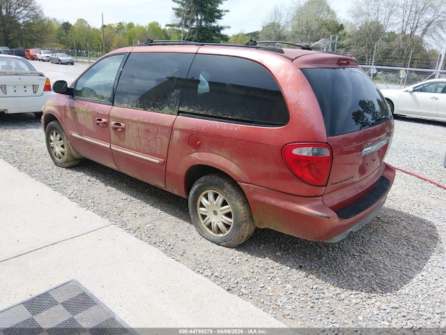 2006 CHRYSLER TOWN & COUNTRY 2A4GP54L56R651595 Photo 2