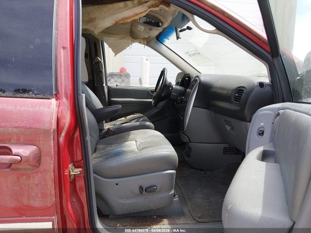 2006 CHRYSLER TOWN & COUNTRY 2A4GP54L56R651595 Photo 4