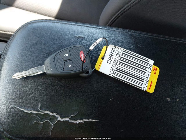 44799382 :رقم المزاد ، 1C3CCBBG1DN531974 vin ، 2013 Chrysler 200 Touring مزاد بيع