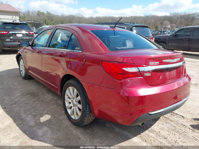 44799382 :رقم المزاد ، 1C3CCBBG1DN531974 vin ، 2013 Chrysler 200 Touring مزاد بيع